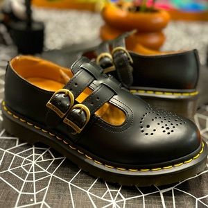 8065 SMOOTH LEATHER MARY JANE SHOES BlACK - New (No Box)